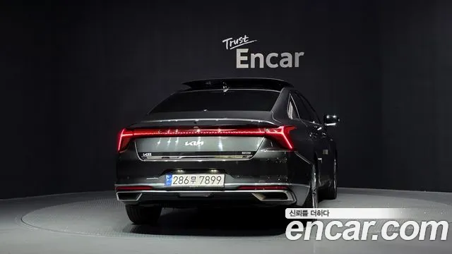 2023 Kia K8 Signature Special, photograph 3