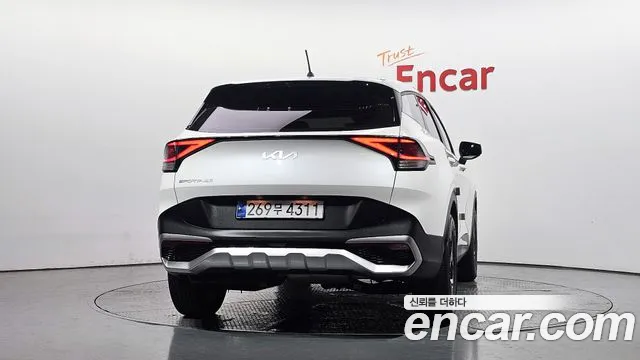 2023 Kia Sportage Diesel 2.0 2WD, photograph 2