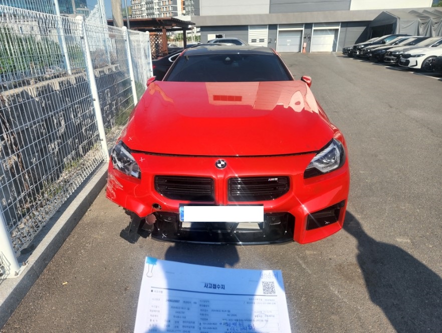 2024 BMW M2, photograph 1