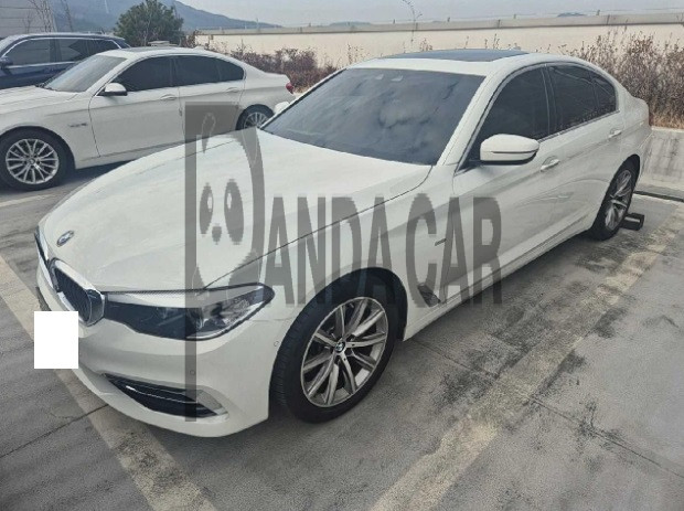 2018 BMW 520i, photograph 4
