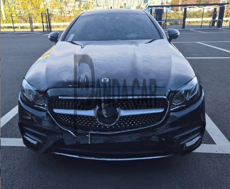 2020 Mercedes-Benz E 450 4MATIC Coupe, photograph 1