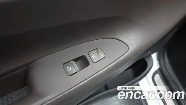 2020 Hyundai Grandeur 2.5, photograph 1