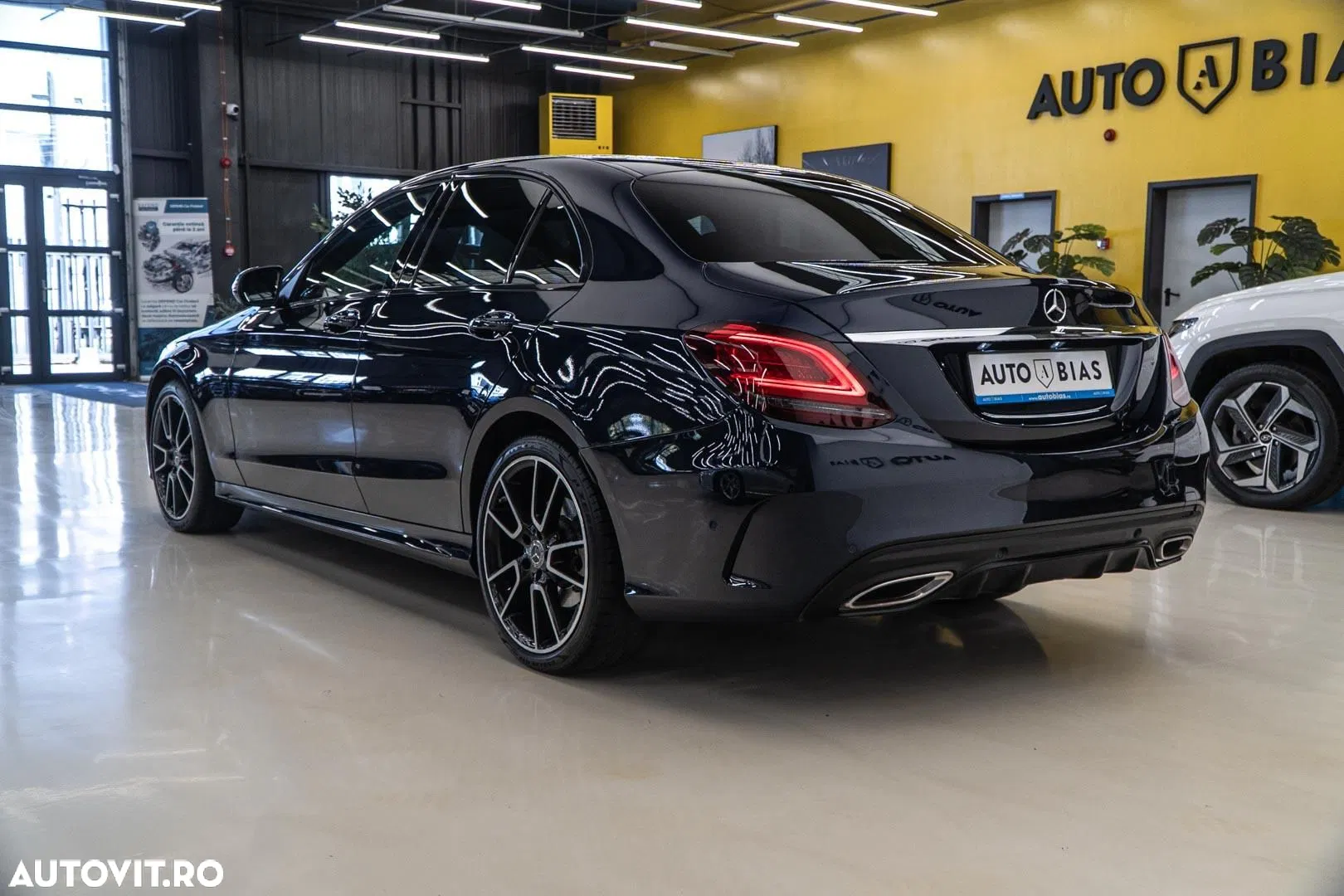 2020 Mercedes-Benz C 300 e 9G-TRONIC AMG Line, photograph 5