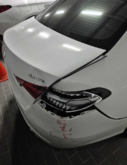 2023 Mercedes-Benz C300 4MATIC, photograph 4