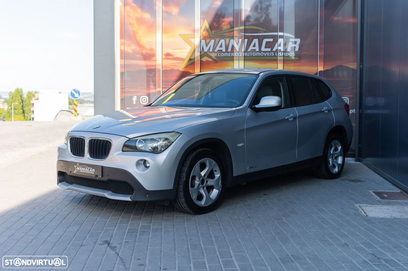 2010 BMW Série X 18 d sDrive, photograph 3