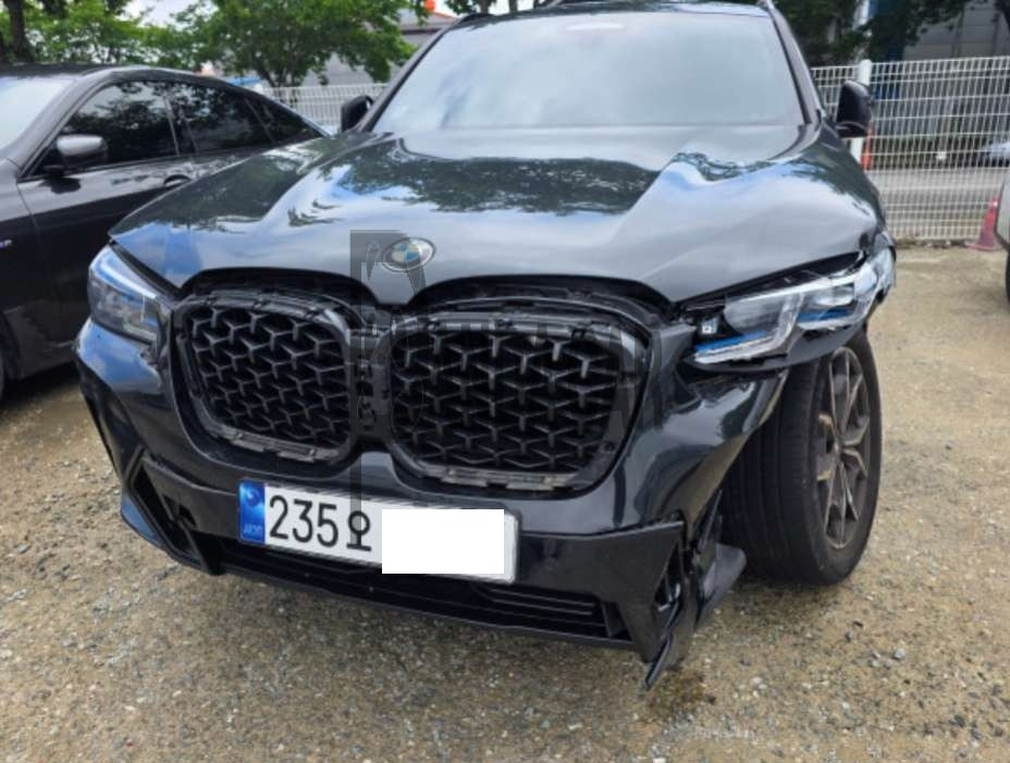 2023 BMW X4 xDrive20i, photograph 1