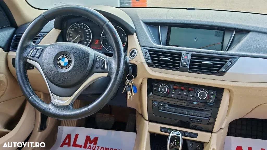 2014 BMW X1, photograph 10