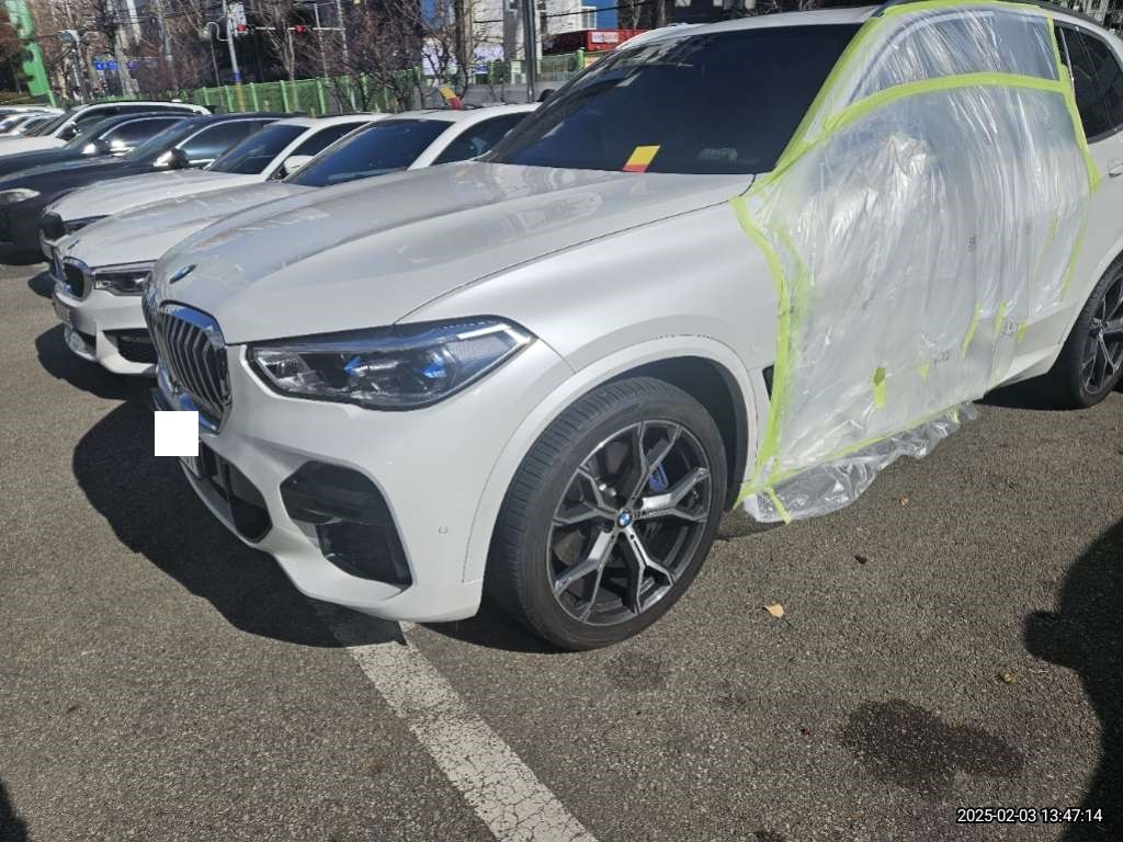 2022 BMW X5 xDrive40i, photograph 8