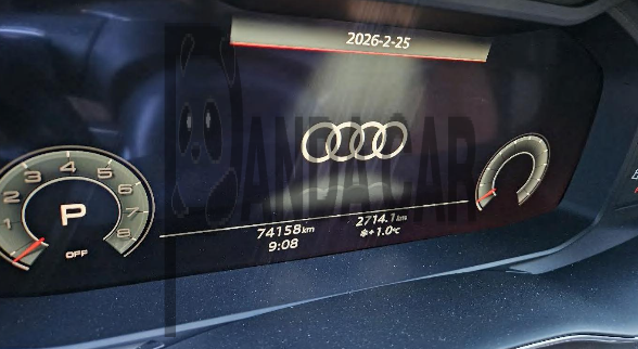 2021 Audi Q5 45 TFSI quattro, photograph 3