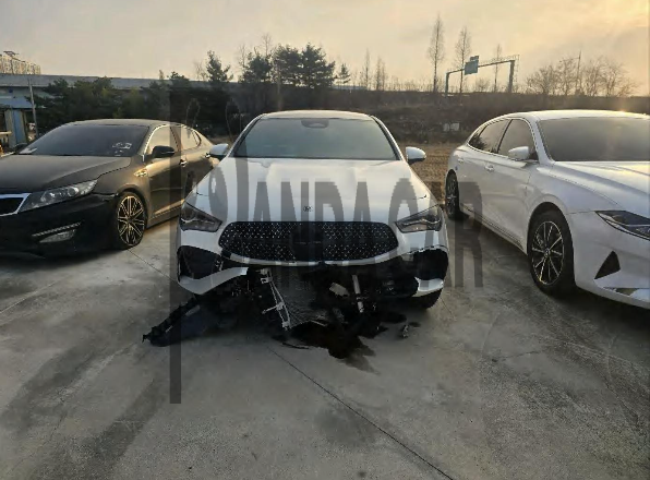 2025 Mercedes-Benz CLA 250 4MATIC, photograph 1