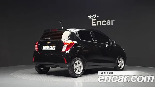 2019 ChevroletGMDaewoo Spark LT, photograph 5