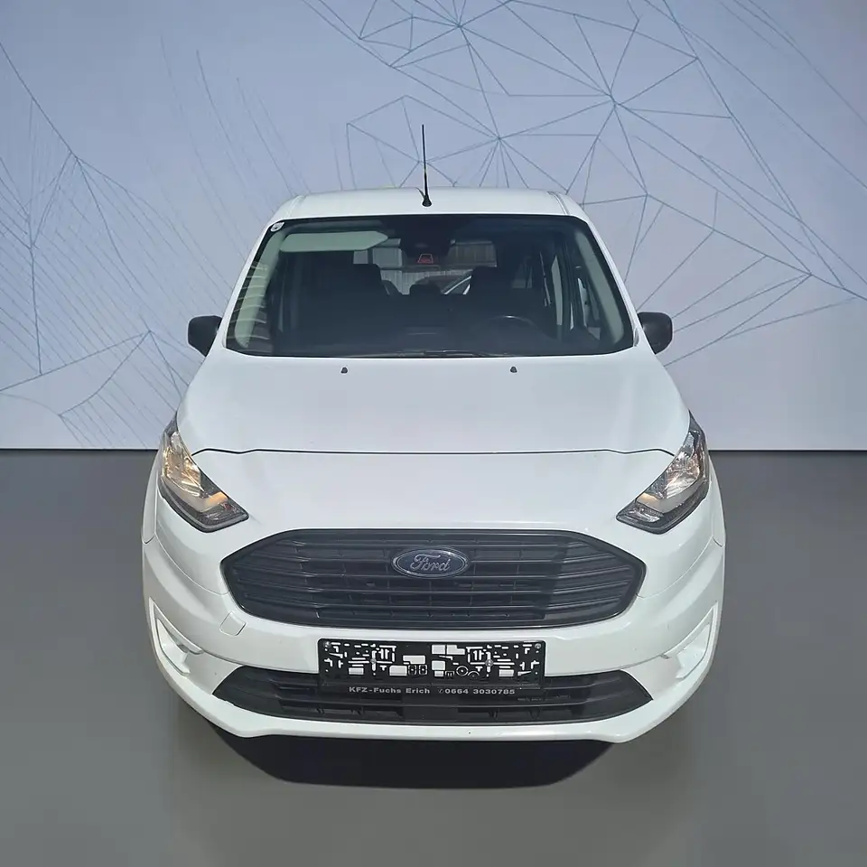 2019 Ford Tourneo Connect Trend 1,5 TDCi L1, photograph 2