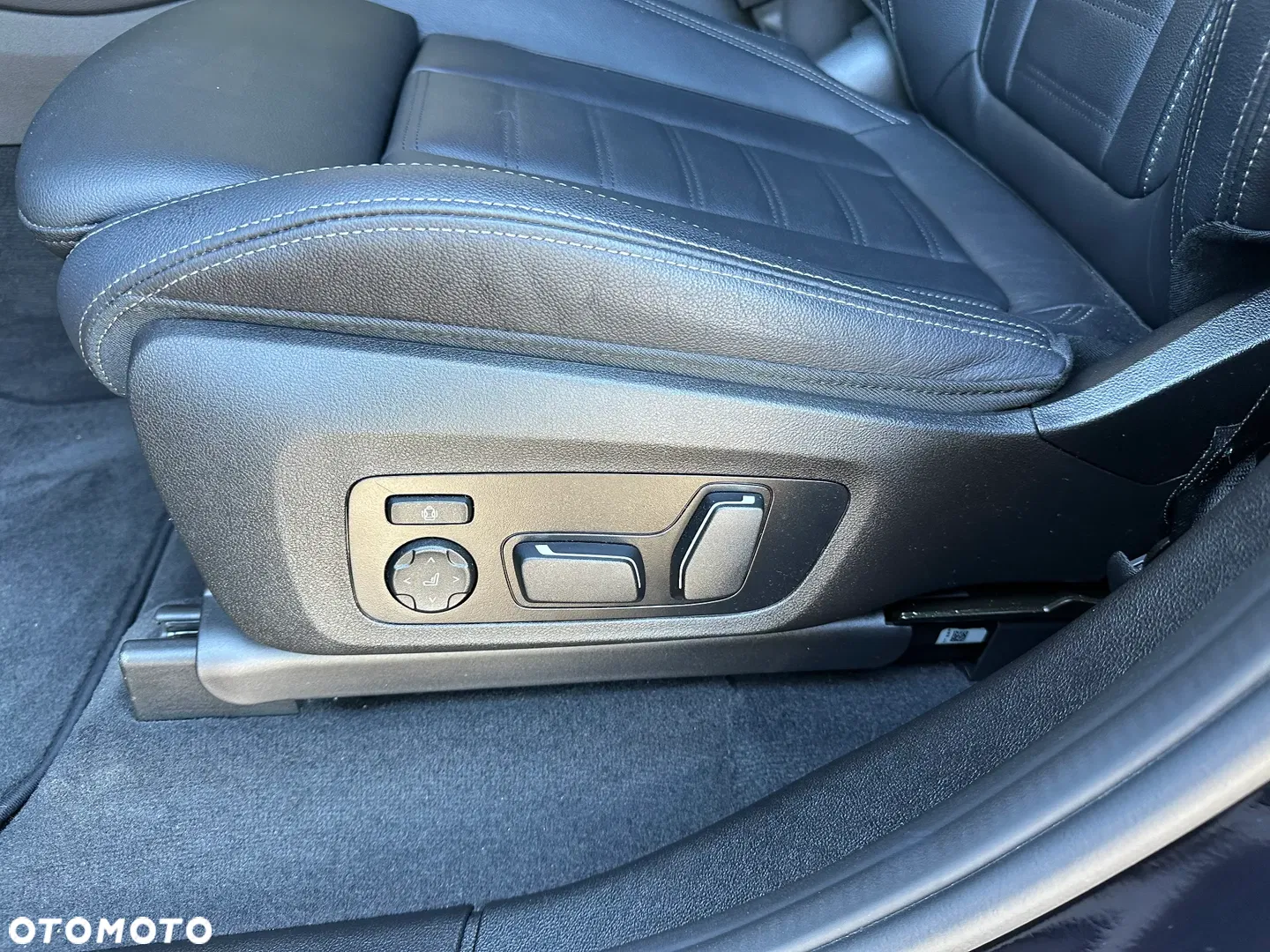 2024 BMW X4, photograph 10
