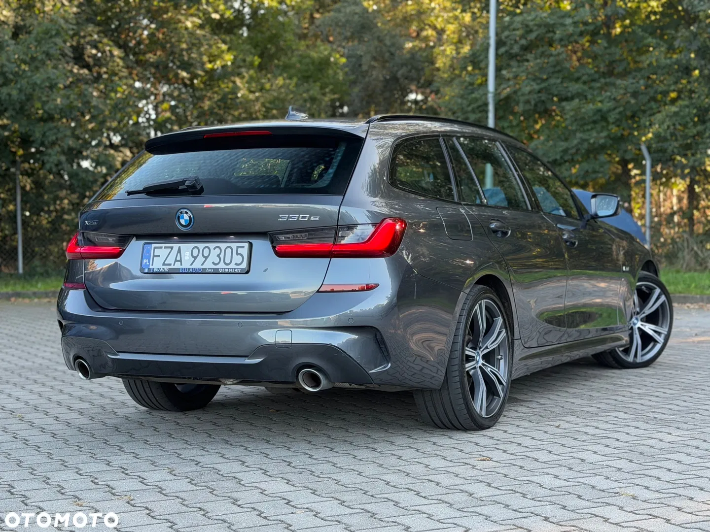 2022 BMW Seria 3 330e xDrive M Sport, photograph 4