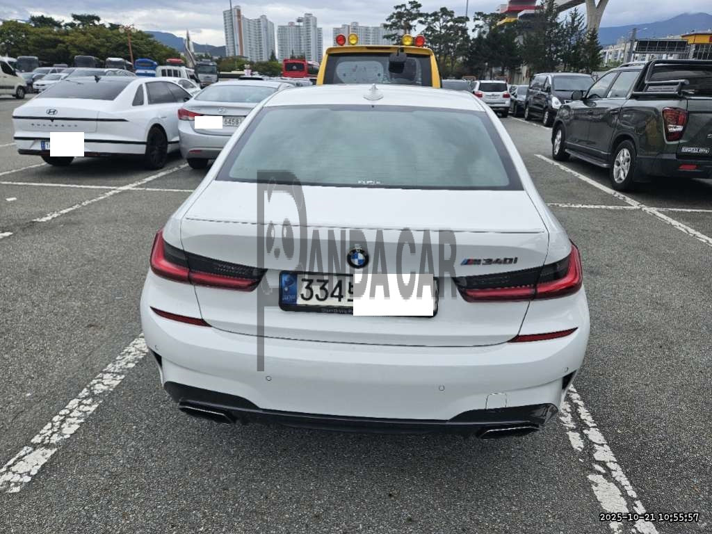 2022 BMW M340i, photograph 1