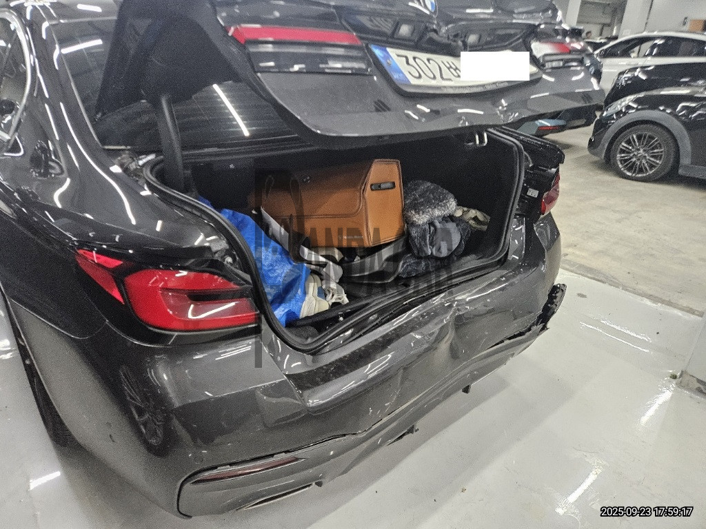 2023 BMW 523d ​​xDrive, photograph 4