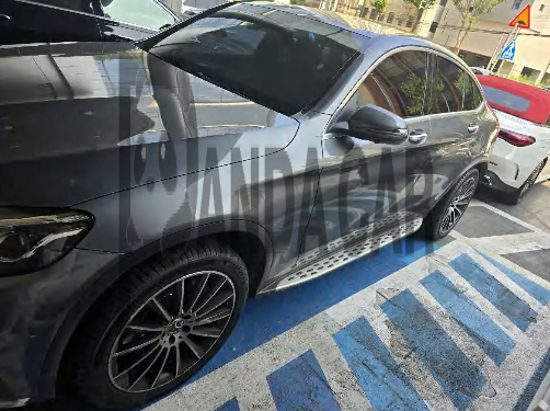 2017 Mercedes-Benz GLC220 d 4Matic Coupe, photograph 4