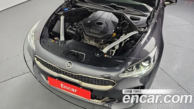 2018 Kia Stinger 2.0 Turbo 2WD, photograph 7