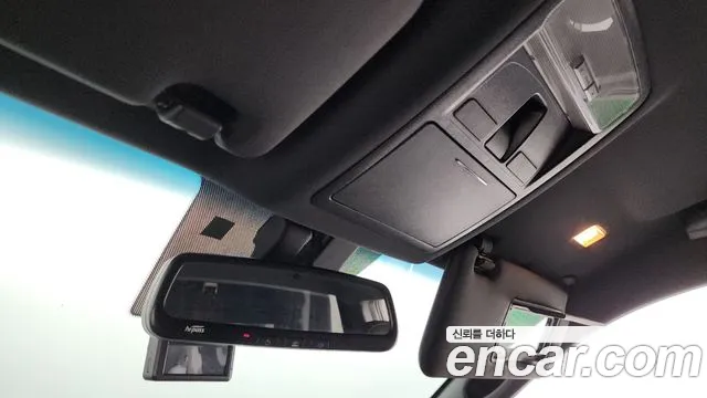 KG_Mobility_Ssangyong Rexton Diesel 2.2 4WD — photo 1 of 33