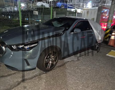 2024 BMW 530i xDrive, photograph 2