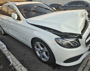 2018 Mercedes-Benz E200, photograph 10
