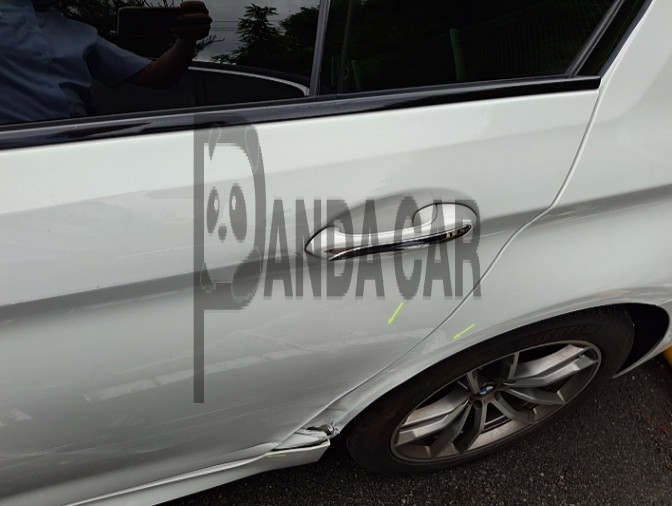 2017 BMW 520d xDrive, photograph 4