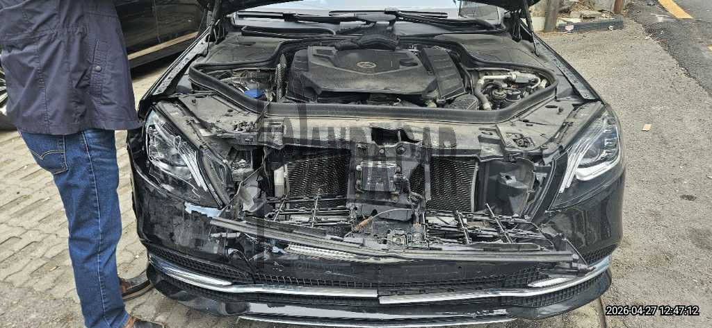 2019 Mercedes-Benz S560 4Matic L, photograph 2