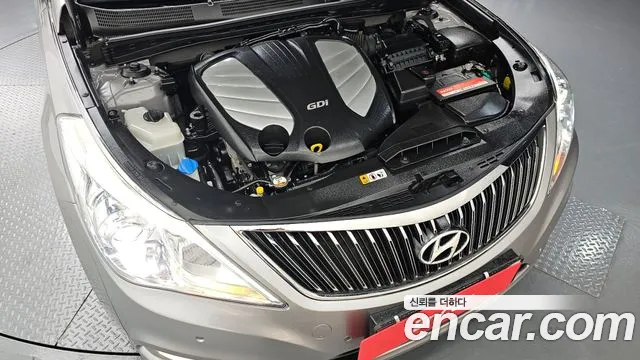 2013 Hyundai Grandeur HG300 Exclusive, photograph 9
