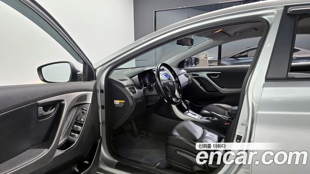 Hyundai AVANTE LPI M16 Smart — photo 1 of 20