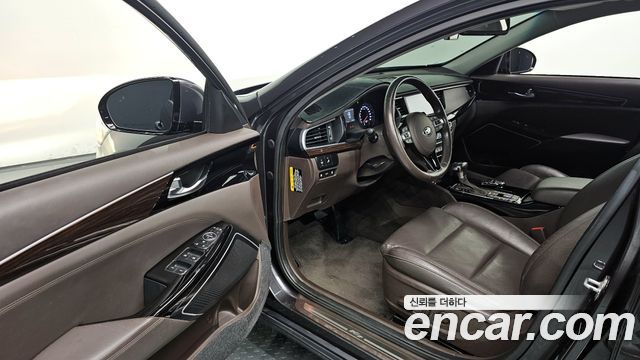 Kia K7 2.4 GDI Limited — photo 1 of 20