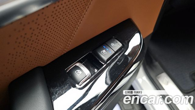 Kia Mohave Diesel 3.0 4WD 6-Seater — photo 1 of 20