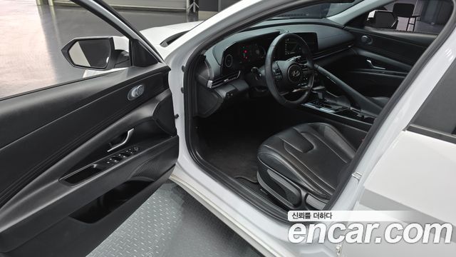 2024 Hyundai AVANTE 1.6, photograph 11