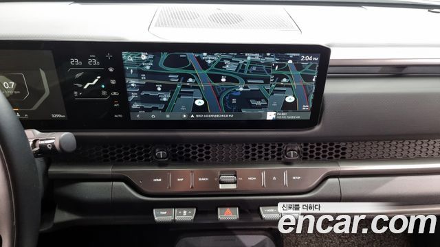 Kia Tasman 2.5T Gasoline 4WD — photo 1 of 20