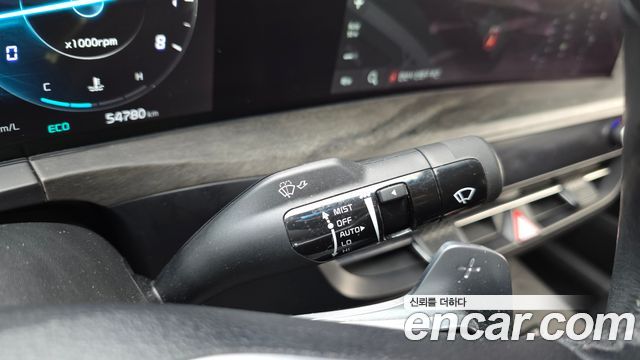 Kia K8 2.5 Gasoline 2WD — photo 1 of 20
