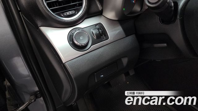 ChevroletGMDaewoo Orlando 1.6 Diesel LTZ — photo 1 of 20