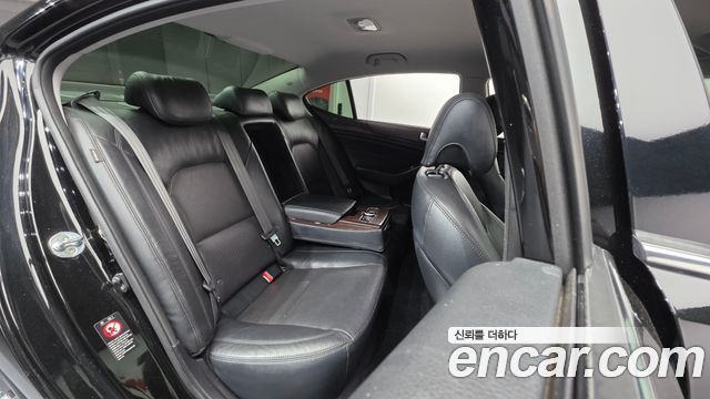 Kia K7 2.4 GDI Prestige — photo 1 of 20
