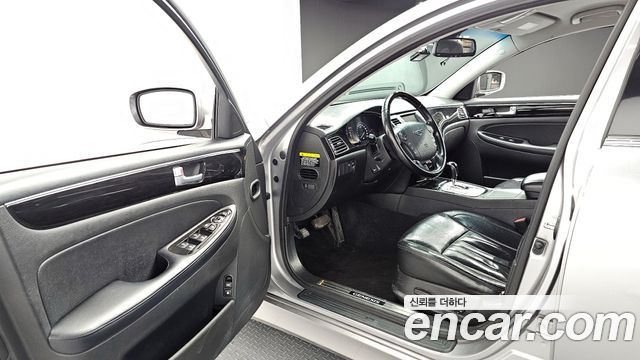 Hyundai Genesis BH 380 Luxury — photo 1 of 20