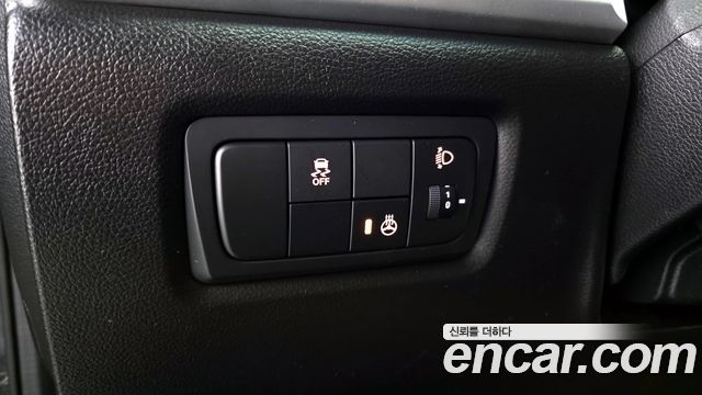 KG_Mobility_Ssangyong KORANDO 2.0 RX 2WD — photo 1 of 20