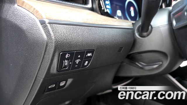Kia K5 Noblesse — photo 1 of 20