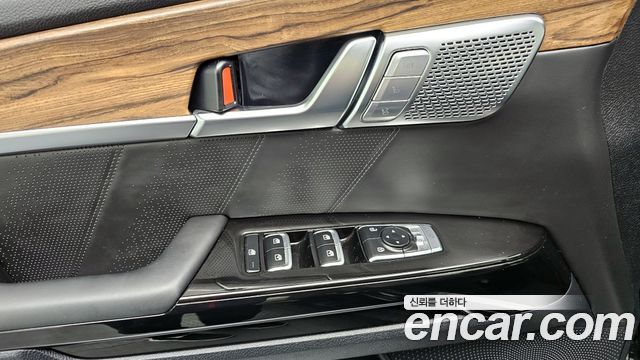 Kia Mohave Diesel 3.0 4WD 5-Seater — photo 1 of 20