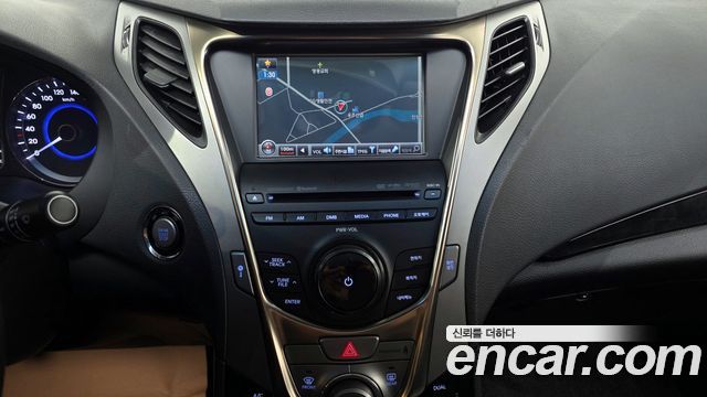 Hyundai Grandeur HG300 Prime — photo 1 of 20