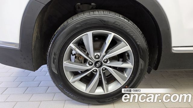Hyundai Santafe Gasoline 2.0T 2WD — photo 1 of 20