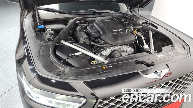 Genesis G90 3.8 AWD — photo 1 of 20