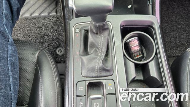 Kia Sorento Diesel 2.0 2WD — photo 1 of 20