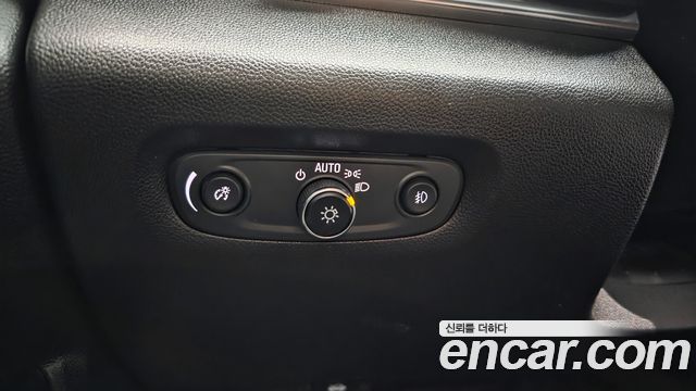 2021 ChevroletGMDaewoo Traverse 3.6 AWD RS, photograph 10