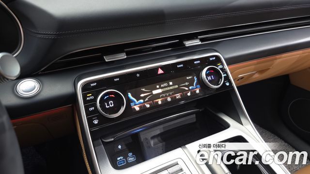 Genesis GV80 2.5T Gasoline 2WD — photo 1 of 20