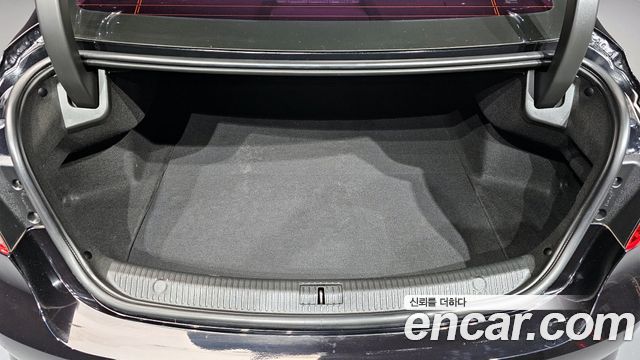 Renault-KoreaSamsung SM6 2.0 GDe RE — photo 1 of 35