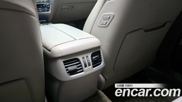 2017 Genesis G80 3.3 GDI, photograph 1