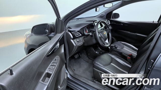 ChevroletGMDaewoo Spark Premier — photo 1 of 30