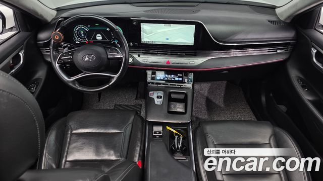 2022 Hyundai Grandeur Le Blanc, photograph 2